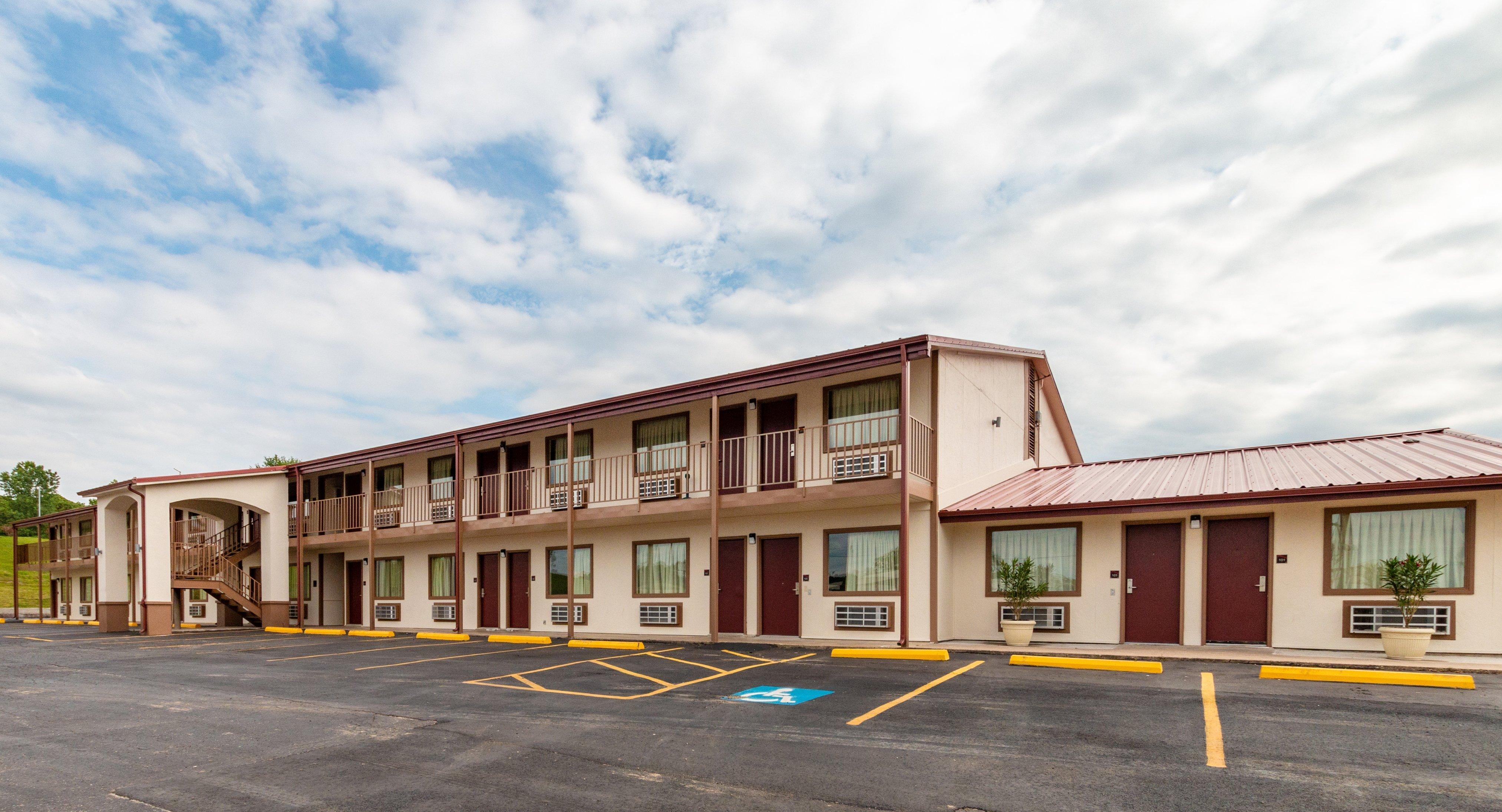 Red Roof Inn Buffalo, Tx Exterior photo